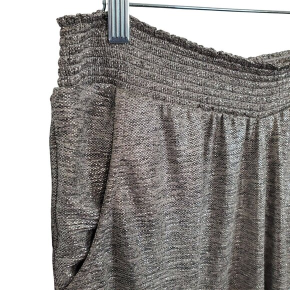 By Anthropologie L Petite Pants Metallic Silver Lightweight Knit Lounge Jogger - Picture 12 of 14